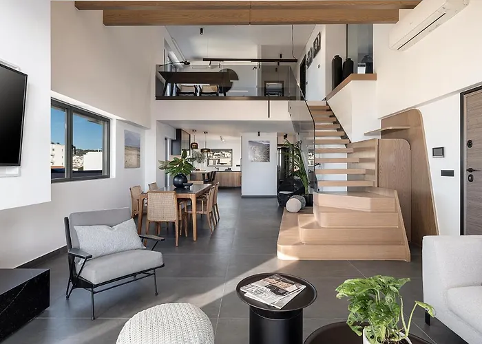 Sea & Sun Penthouse *