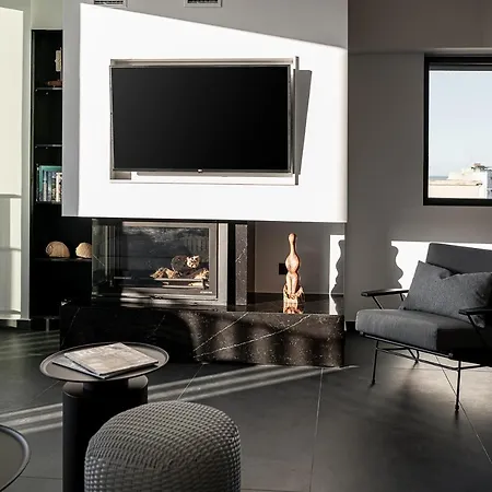 Sea & Sun Penthouse *