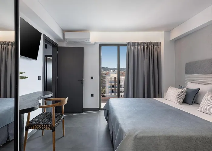 Sea & Sun Penthouse *