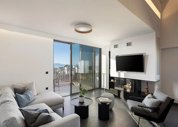 Sea & Sun Penthouse *